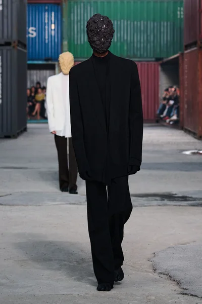 Look 6